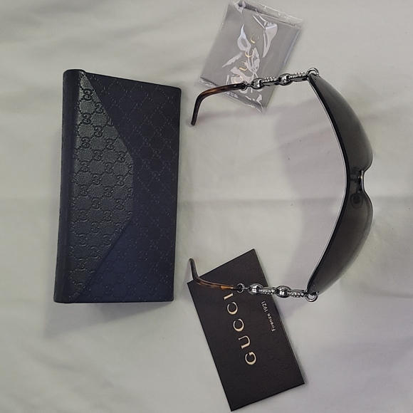 Gucci New Crystal Temple Aviator Sunglass - Picture 2 of 6